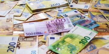 U.S. Treasury Secretary Scott Bessent Unveils $20 Billion Economic Lifeline to Stabilize Argentina’s Economy