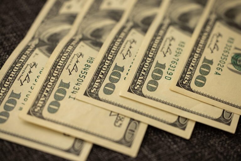 New Banking Regulations: What Every American Needs to Know for 2024