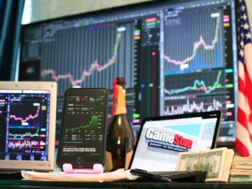 Trading Surge: Experts Predict Major Market Shifts Before Year-End!