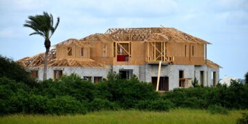 Mortgage Rates Plummet: What Homebuyers Need to Know Right Now!