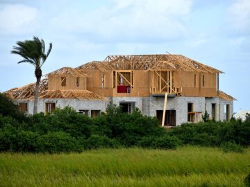 Mortgage Rates Plummet: What Homebuyers Need to Know Right Now!